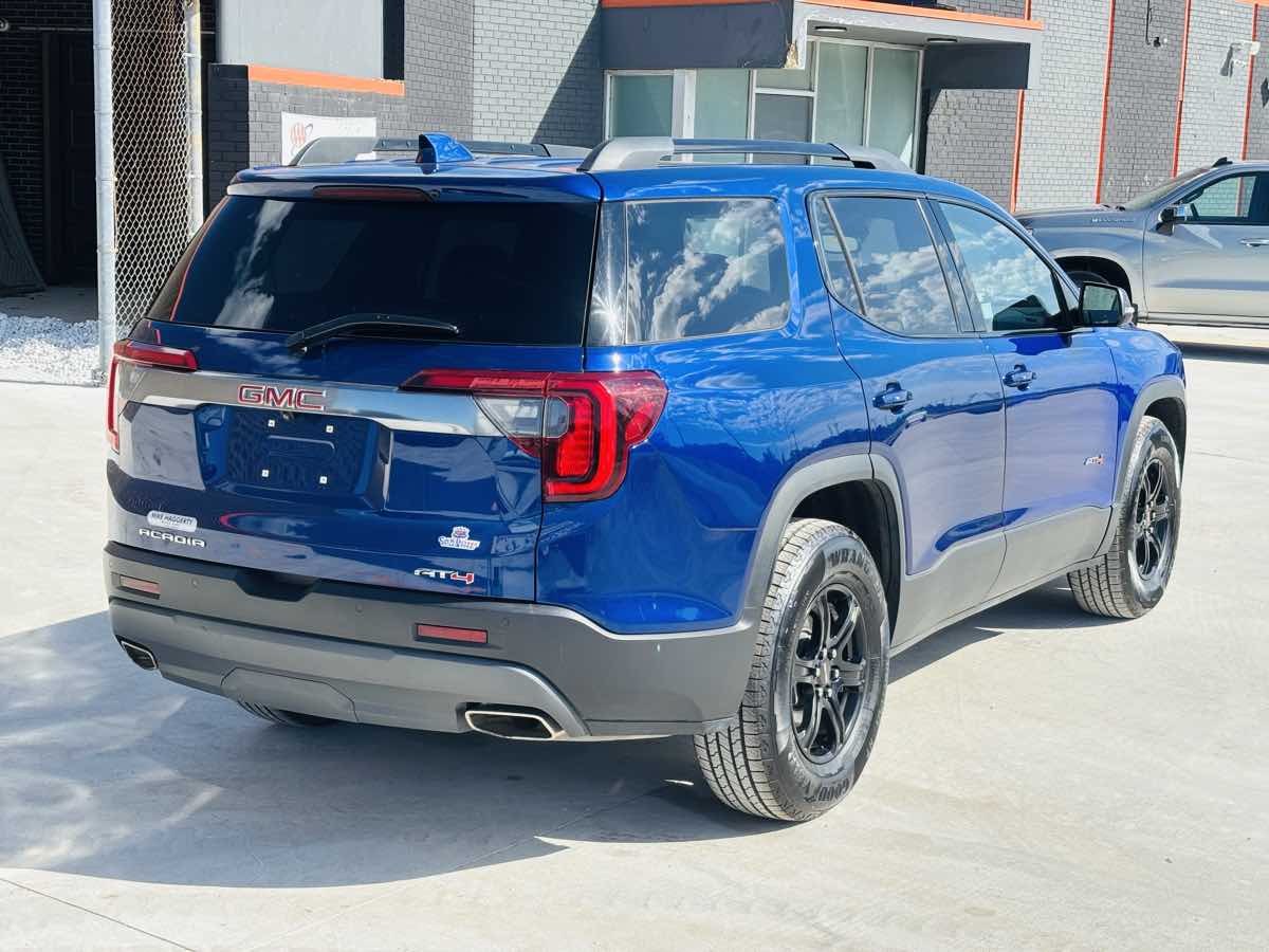 Photo 8 of this GMC Acadia