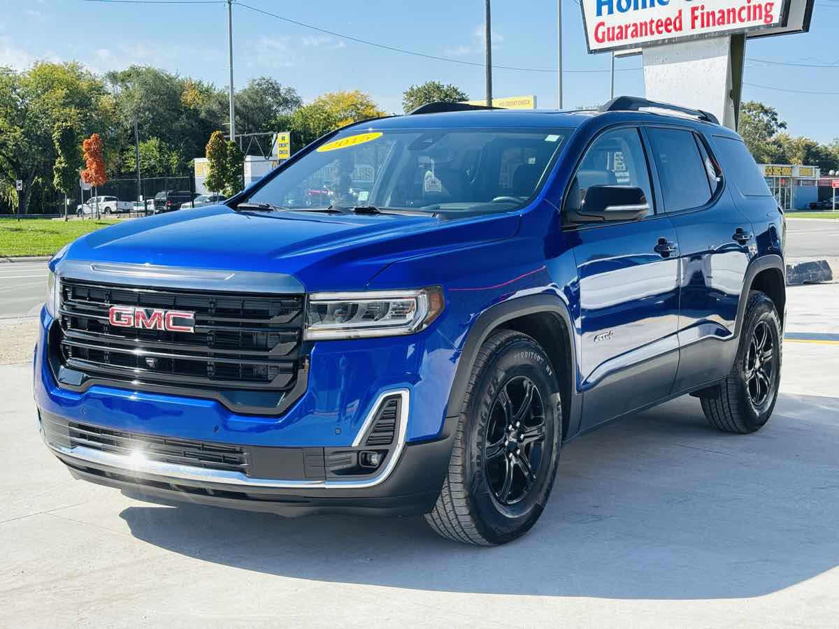 Photo 17 of this GMC Acadia