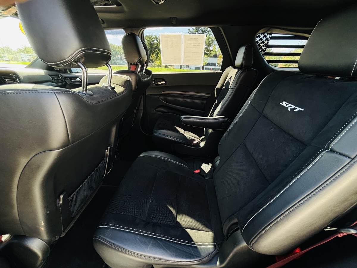 Photo 34 of this Dodge Durango