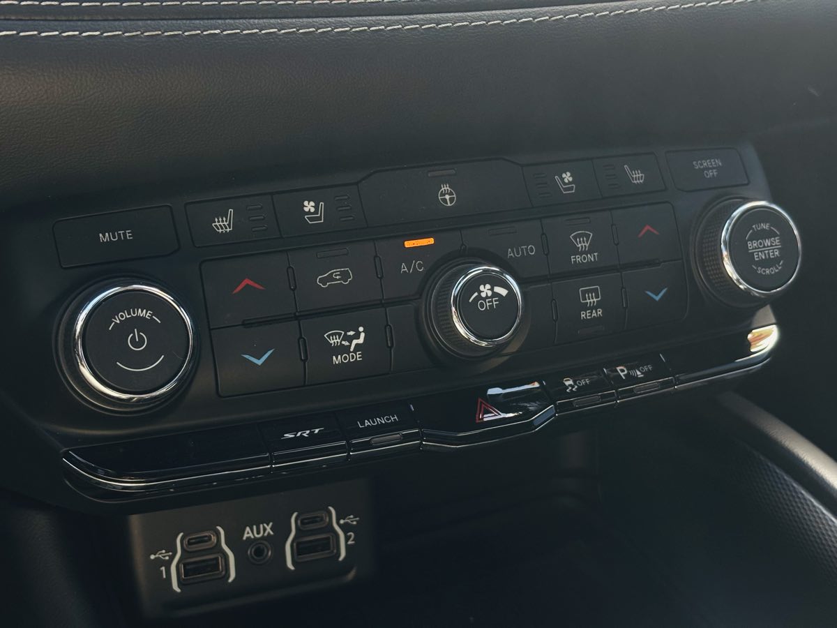 Photo 63 of this Dodge Durango