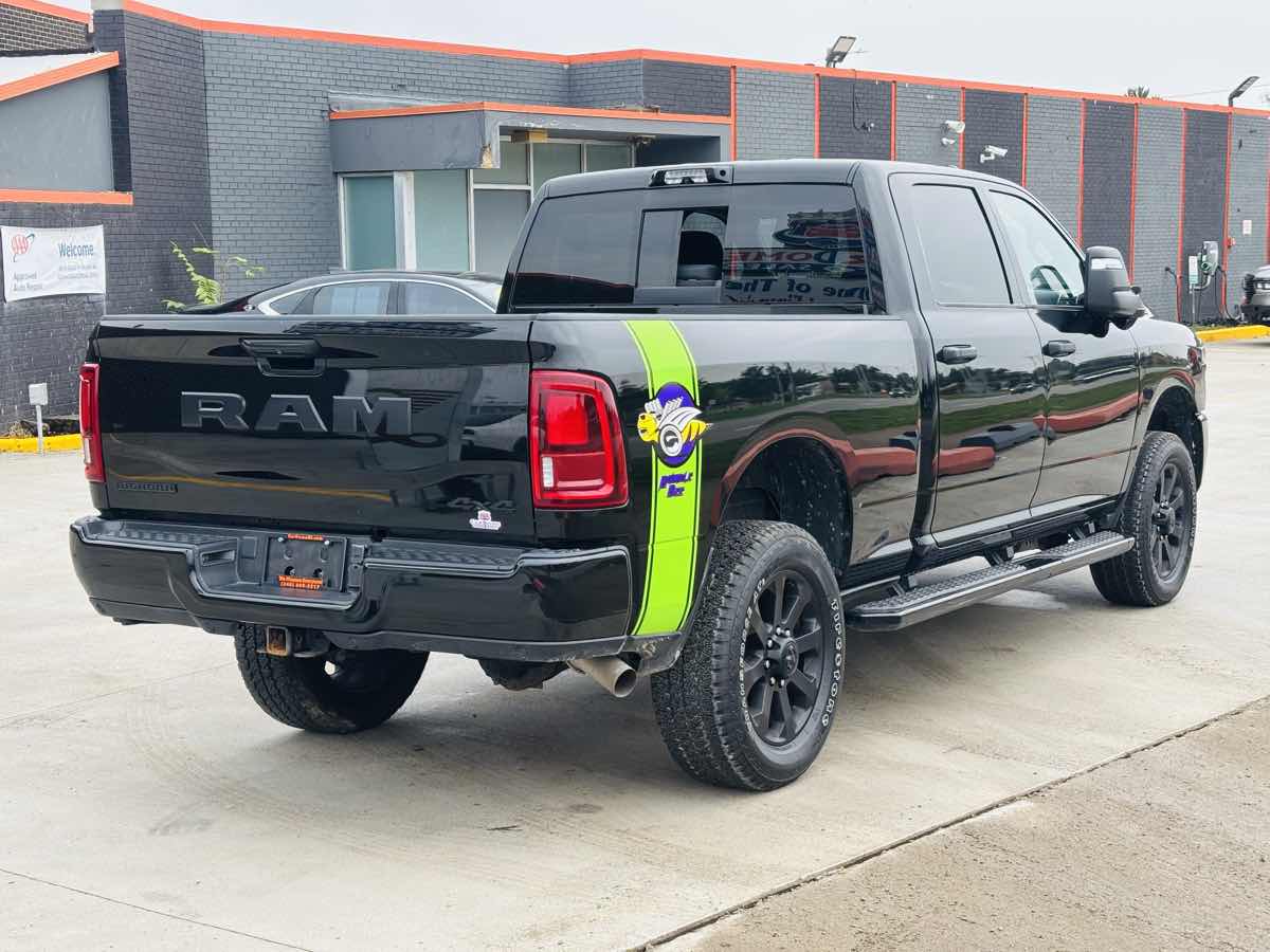 Photo 9 of this Ram 2500