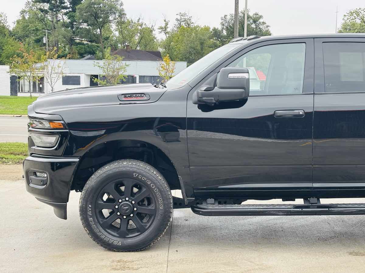 Photo 18 of this Ram 2500