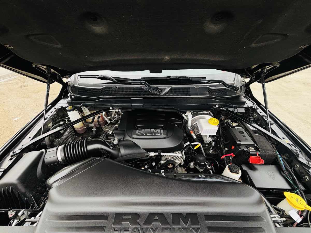 Photo 25 of this Ram 2500