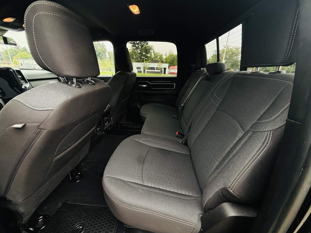 Photo 36 of this Ram 2500