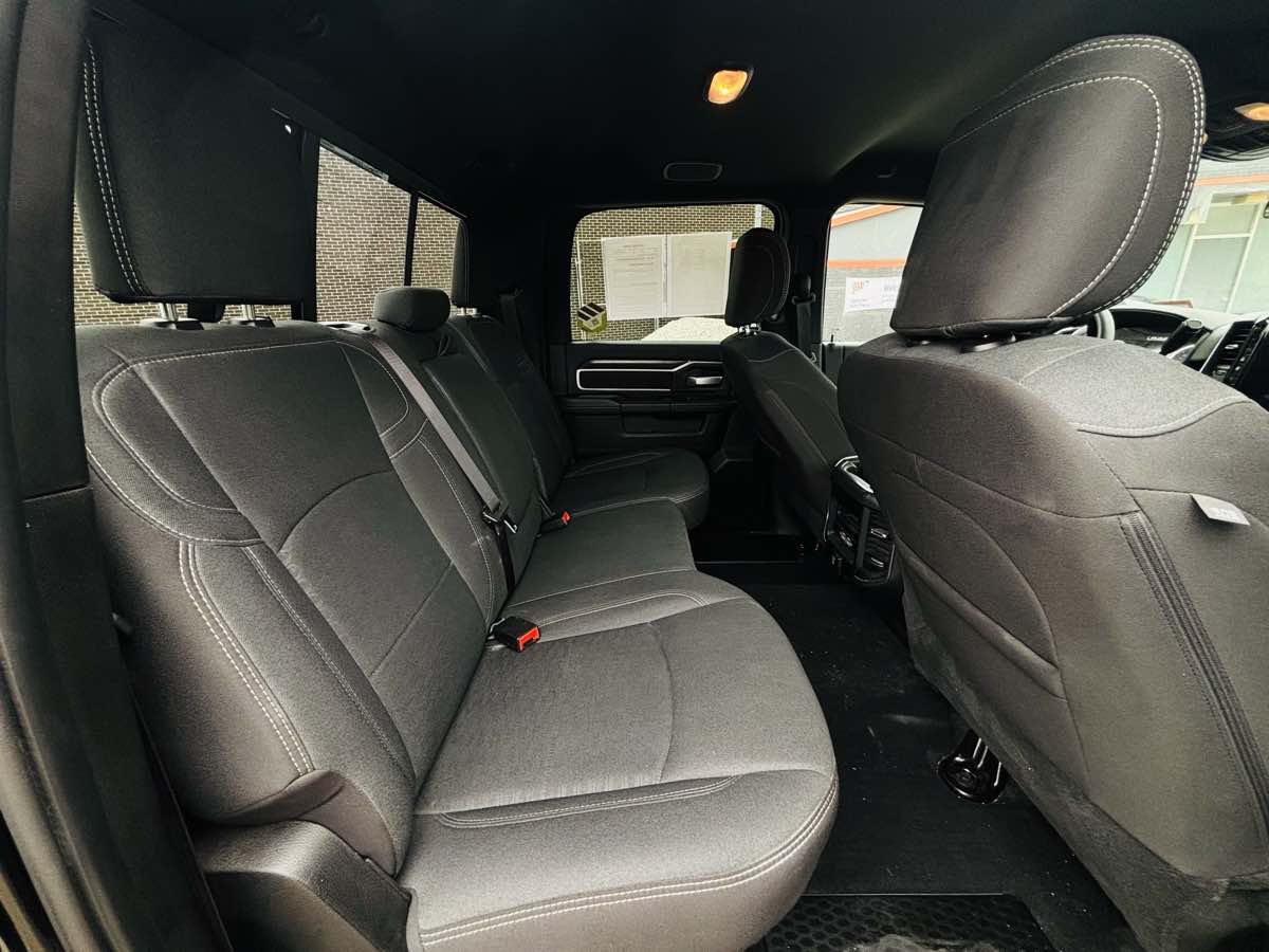 Photo 39 of this Ram 2500