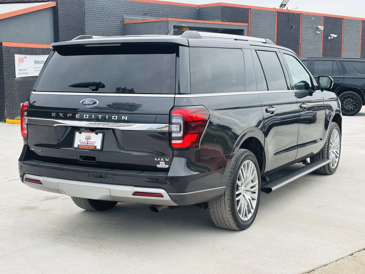 Photo 8 of this Ford Expedition Max