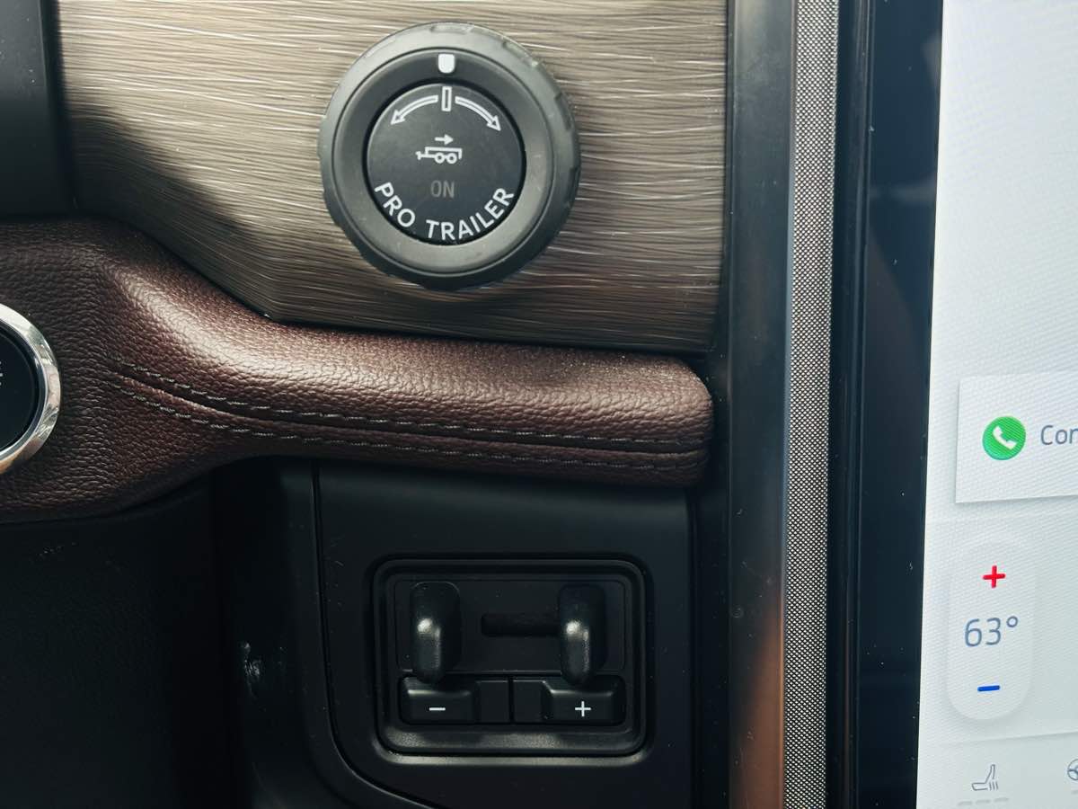 Photo 60 of this Ford Expedition Max