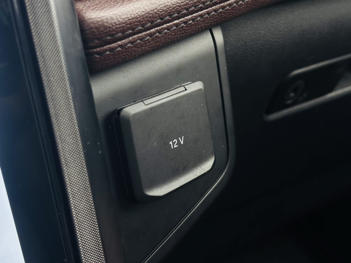 Photo 62 of this Ford Expedition Max