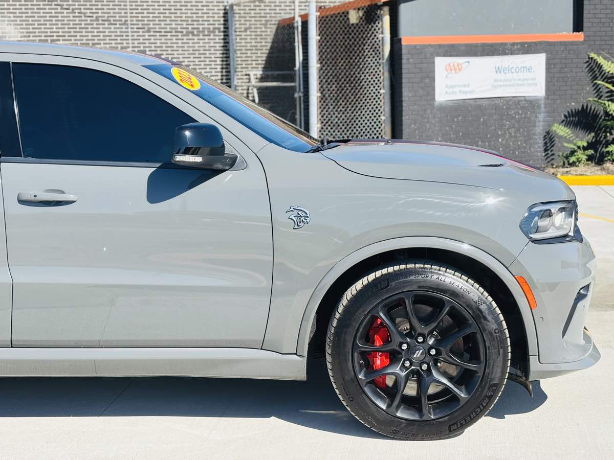 Photo 6 of this Dodge Durango
