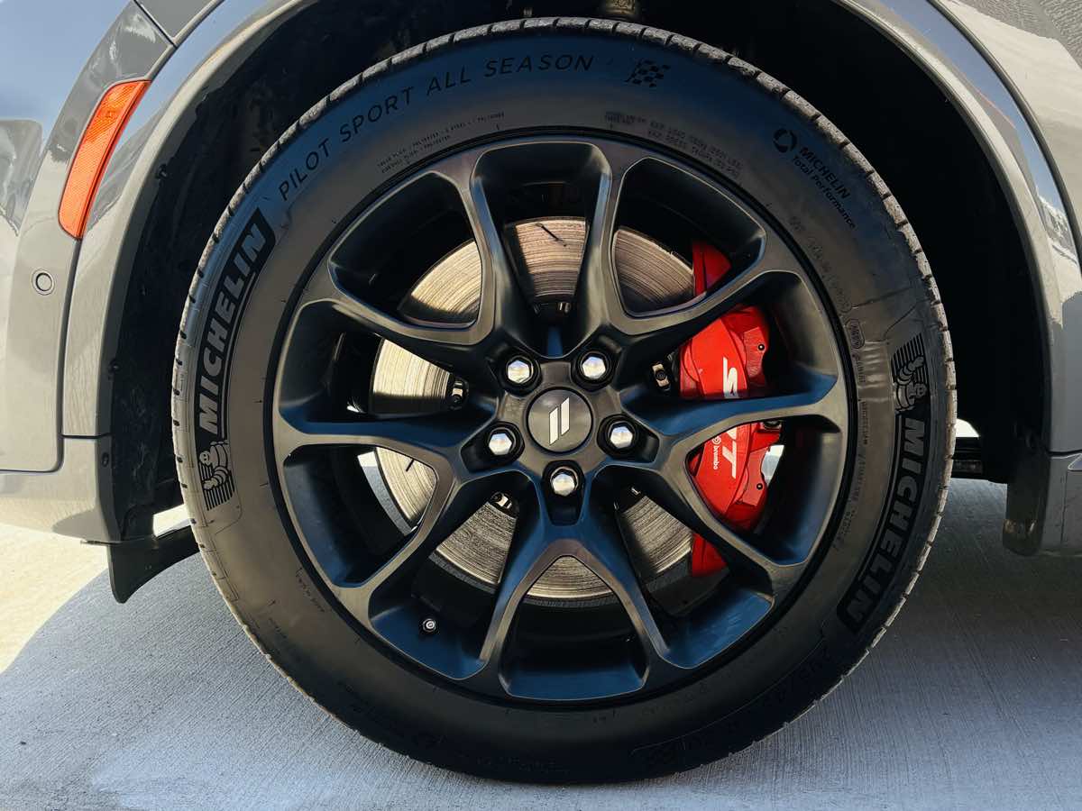 Photo 29 of this Dodge Durango