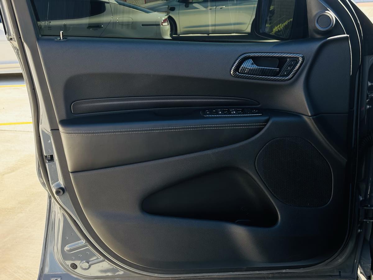 Photo 34 of this Dodge Durango