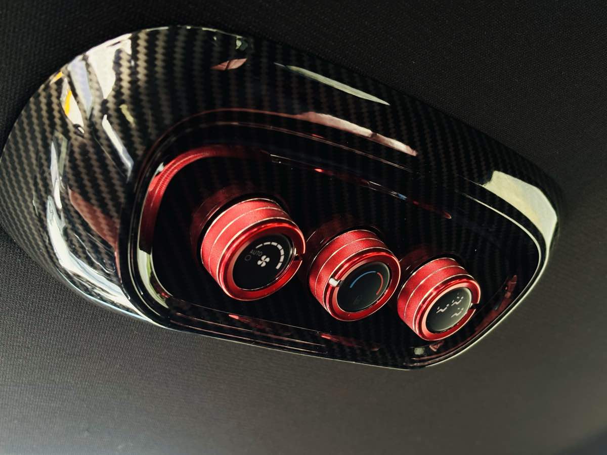Photo 37 of this Dodge Durango