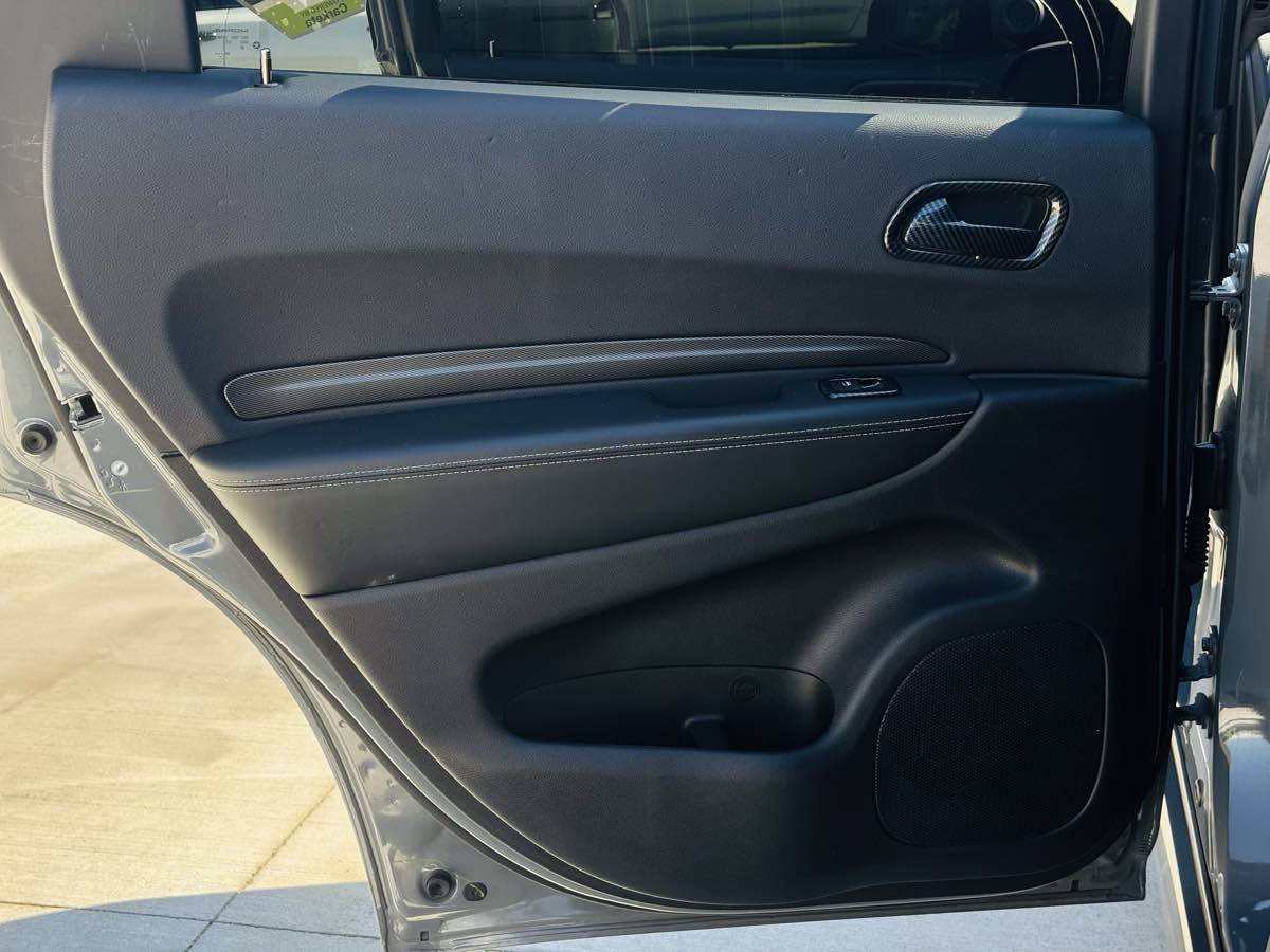 Photo 39 of this Dodge Durango