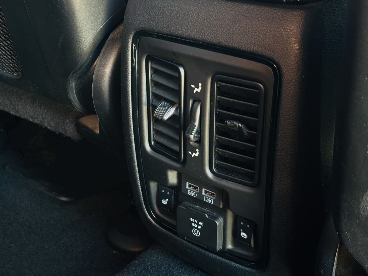 Photo 41 of this Dodge Durango