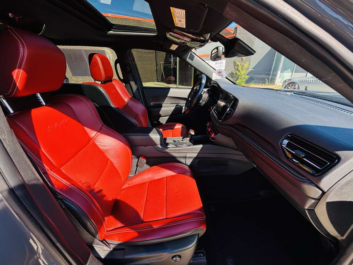 Photo 44 of this Dodge Durango