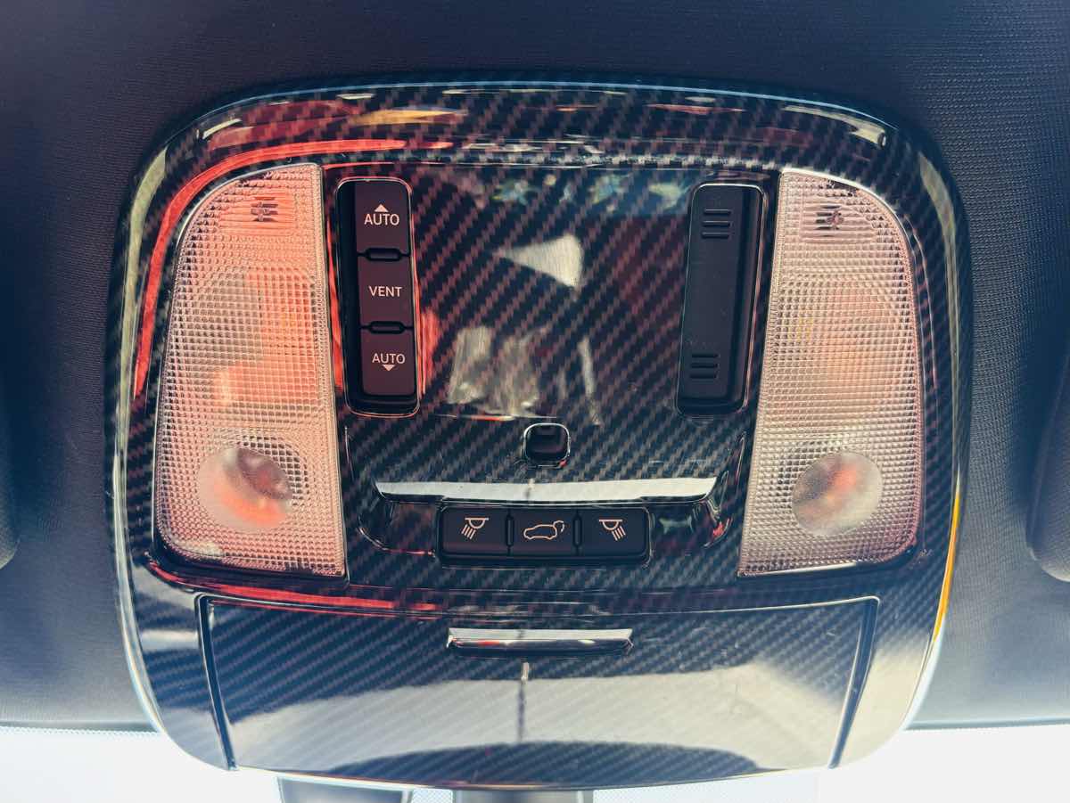 Photo 51 of this Dodge Durango