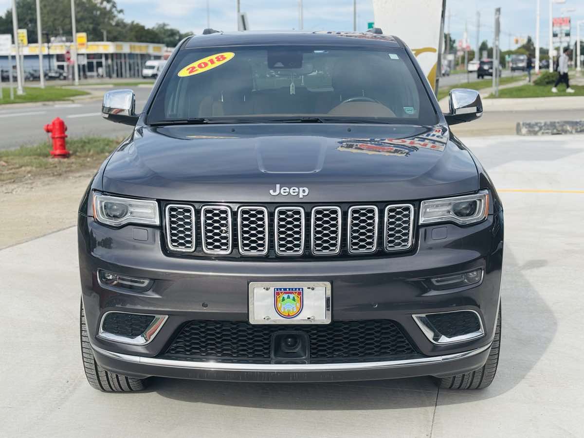 Photo 19 of this Jeep Grand Cherokee