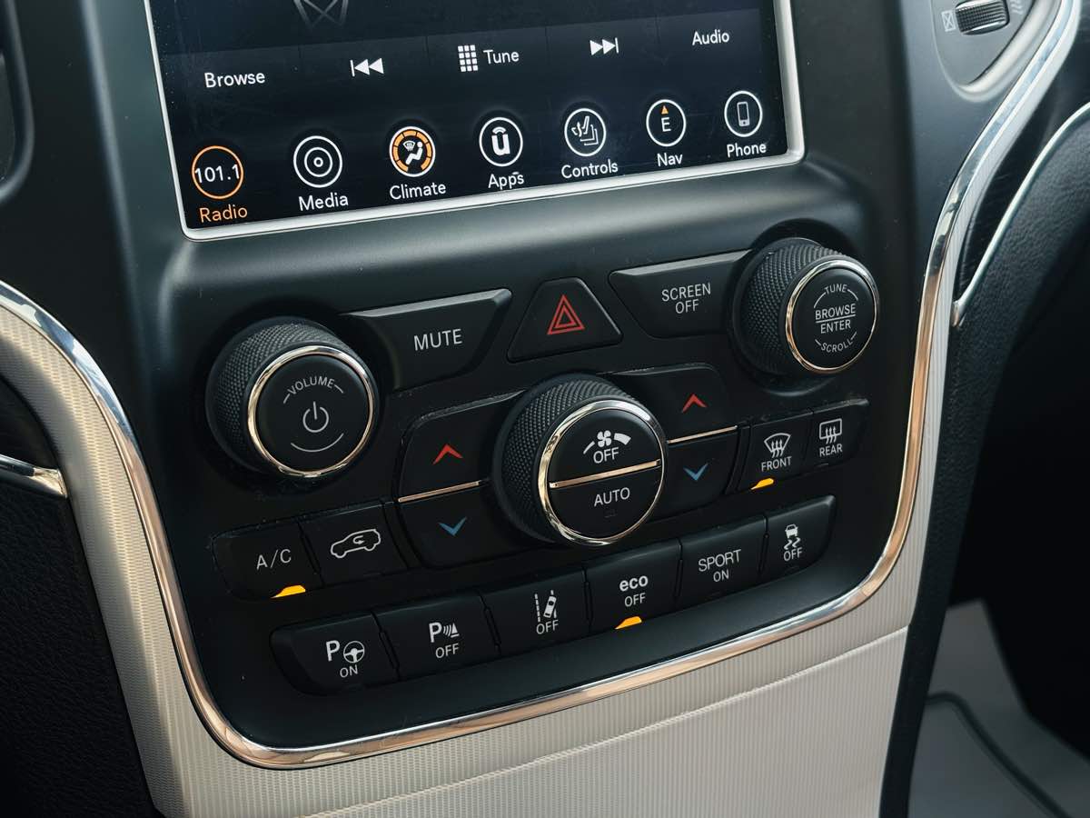 Photo 65 of this Jeep Grand Cherokee