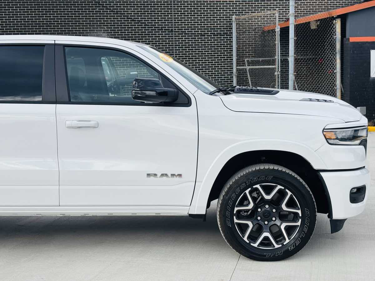 Photo 6 of this Ram 1500
