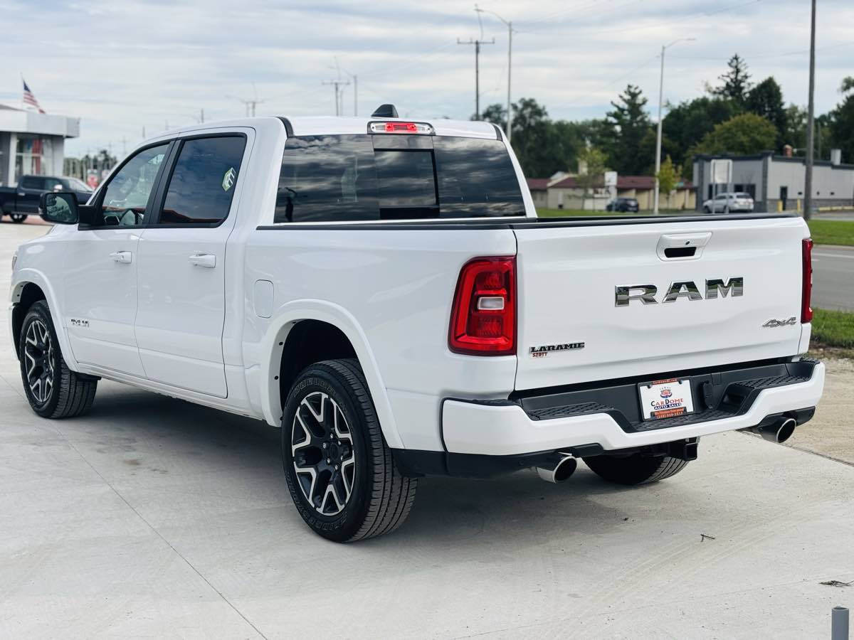 Photo 15 of this Ram 1500