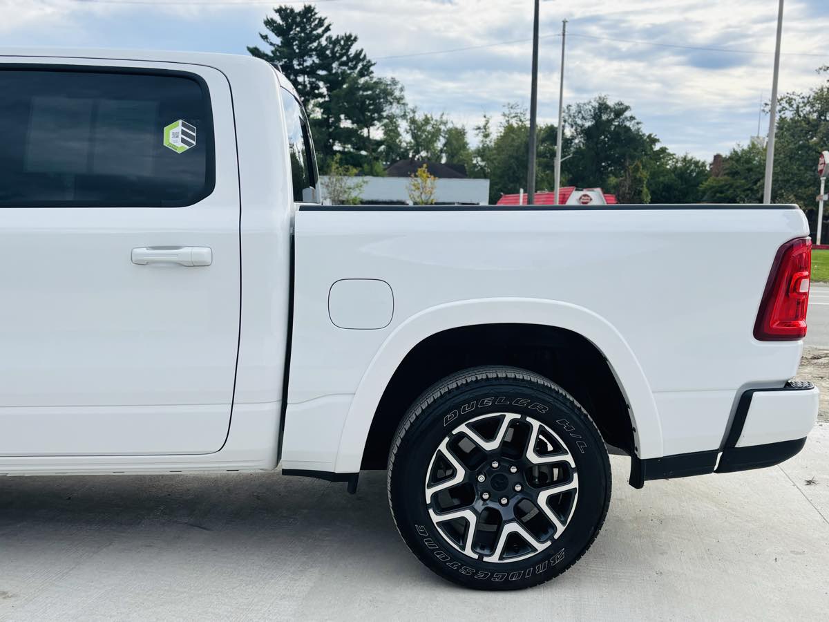 Photo 16 of this Ram 1500