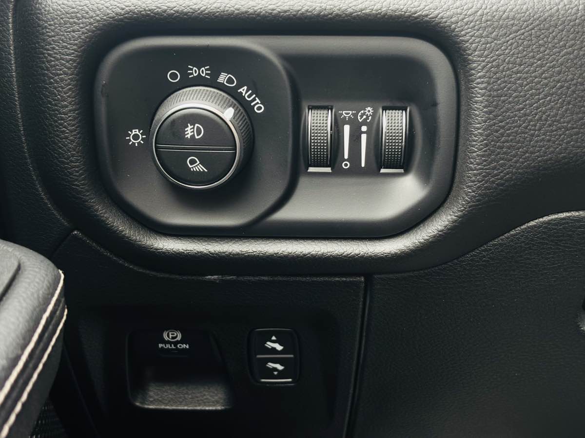 Photo 56 of this Ram 1500
