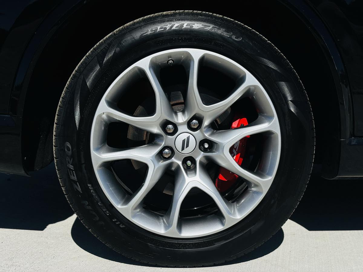 Photo 27 of this Dodge Durango