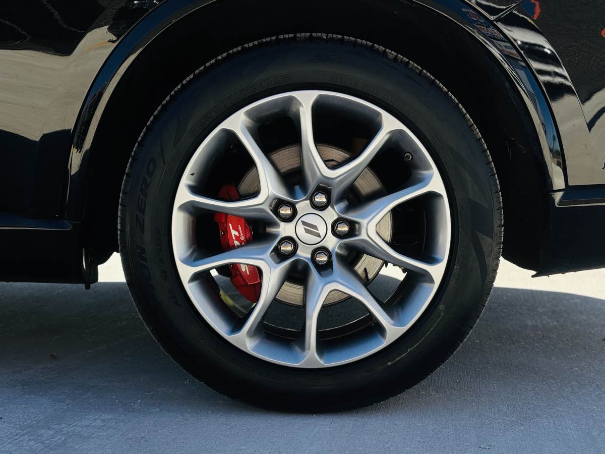 Photo 28 of this Dodge Durango