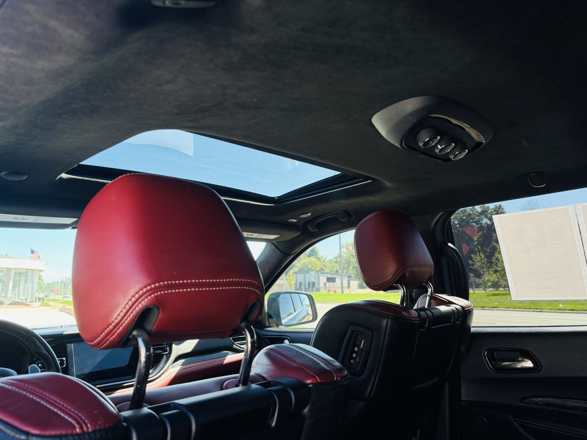 Photo 38 of this Dodge Durango