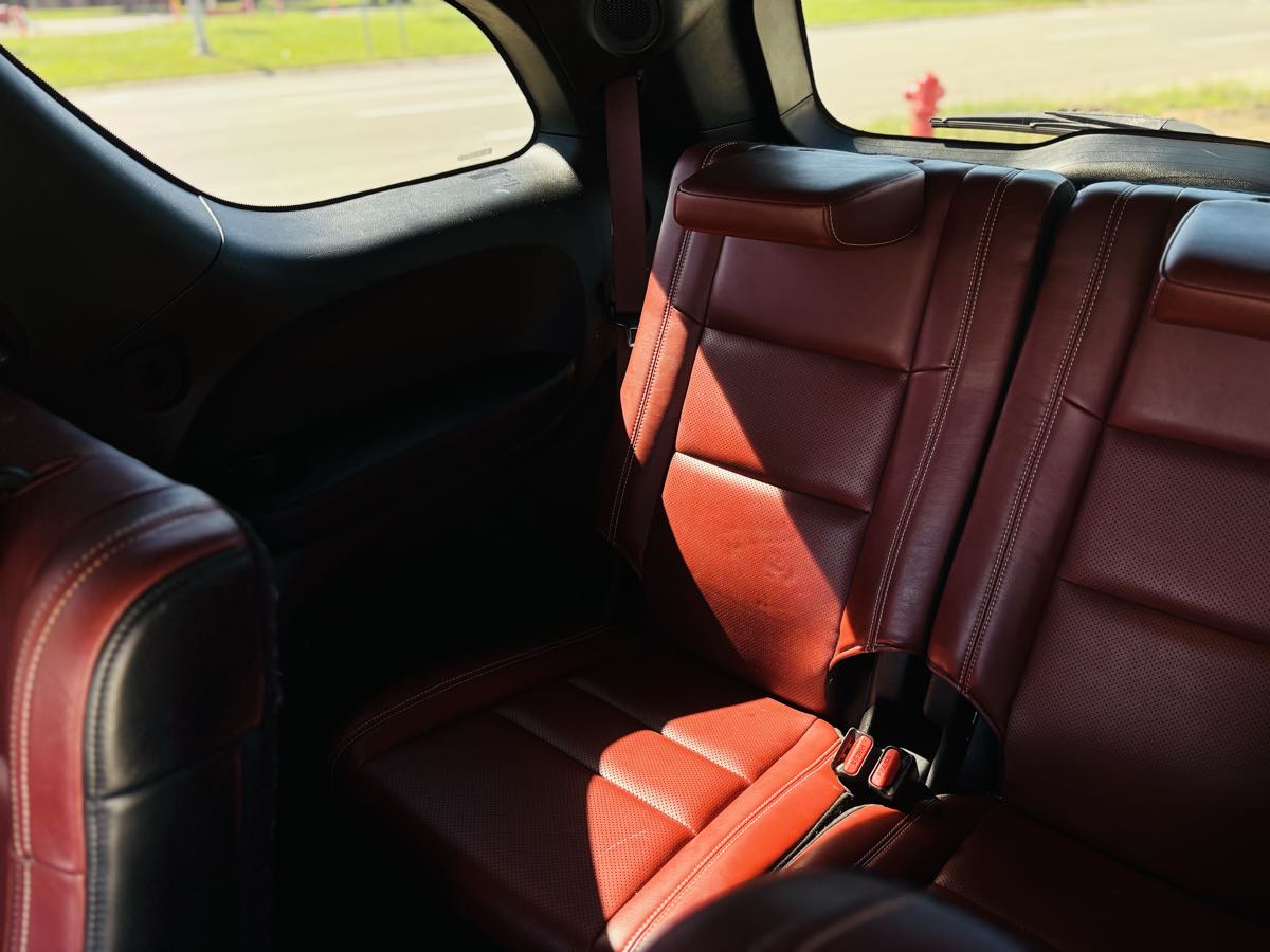 Photo 40 of this Dodge Durango