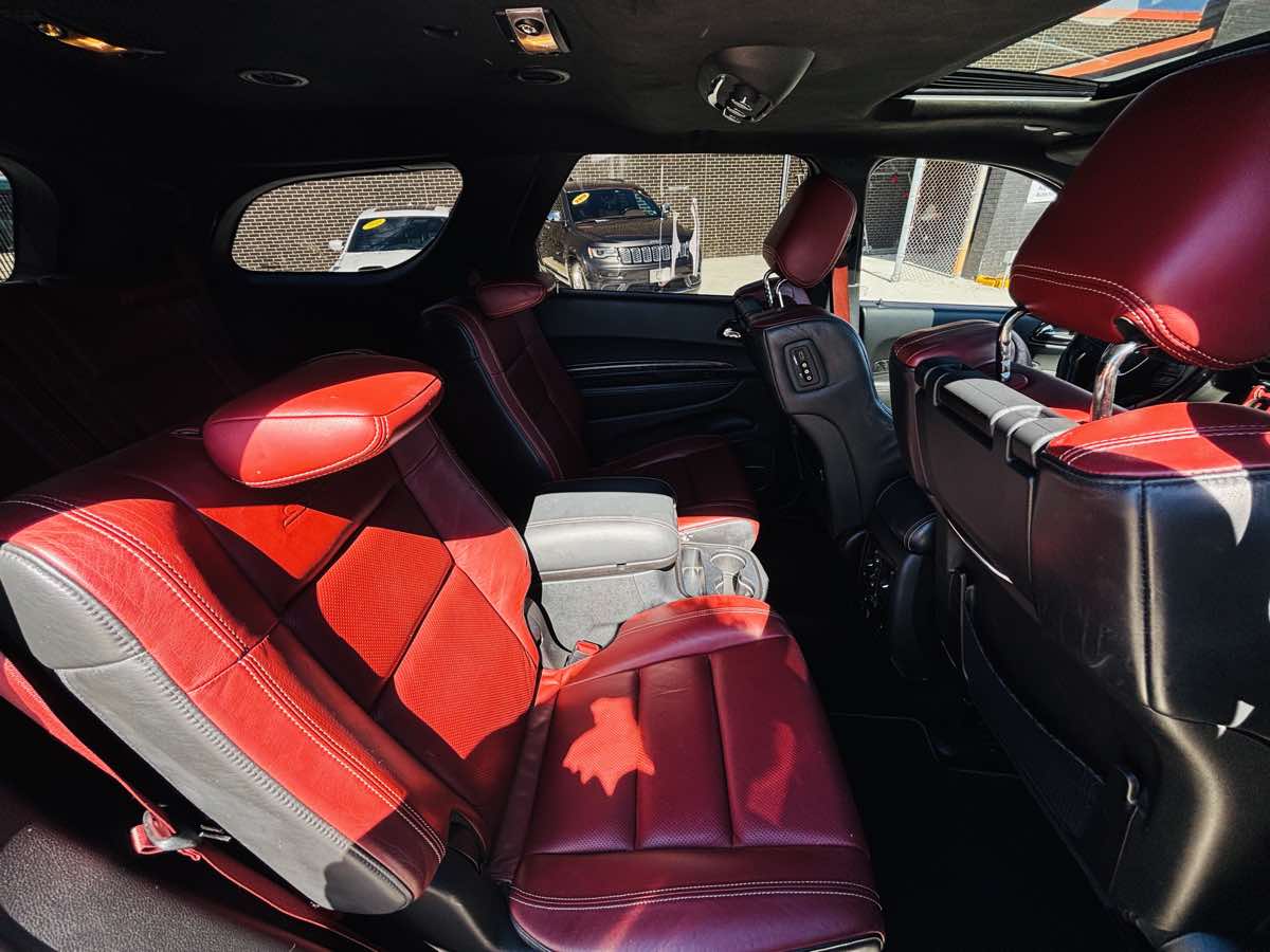 Photo 42 of this Dodge Durango