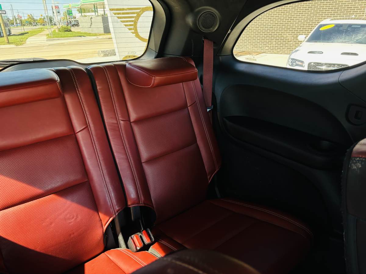 Photo 46 of this Dodge Durango