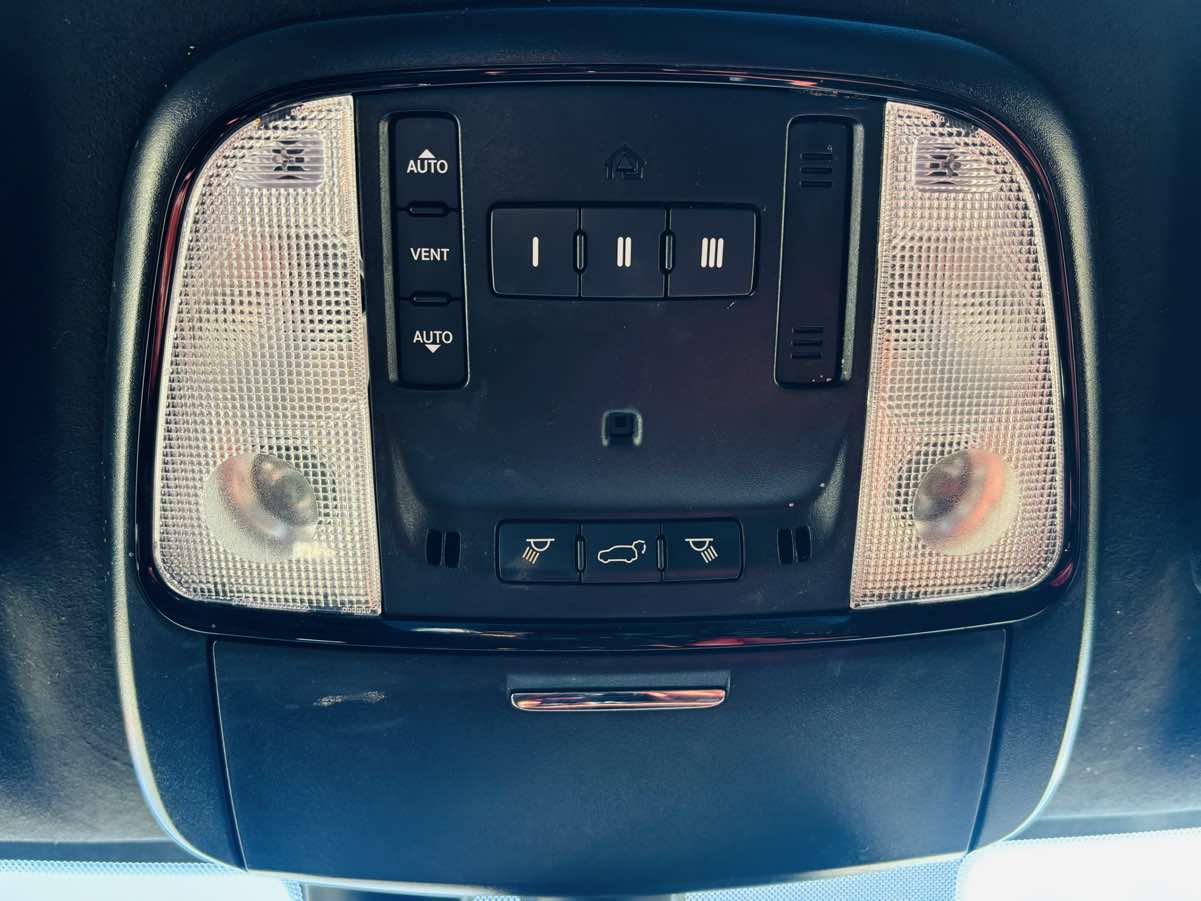 Photo 55 of this Dodge Durango