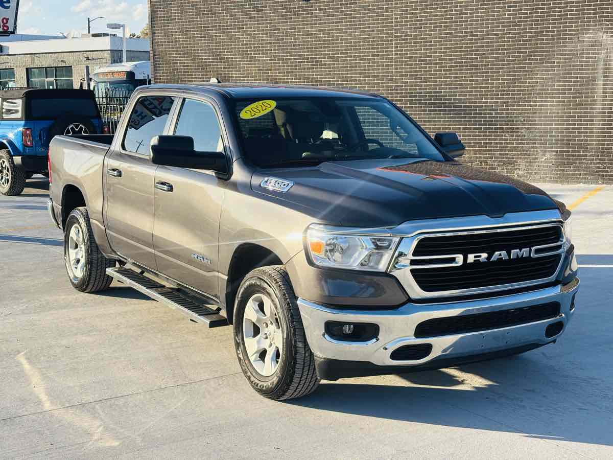 Photo 2 of this Ram 1500