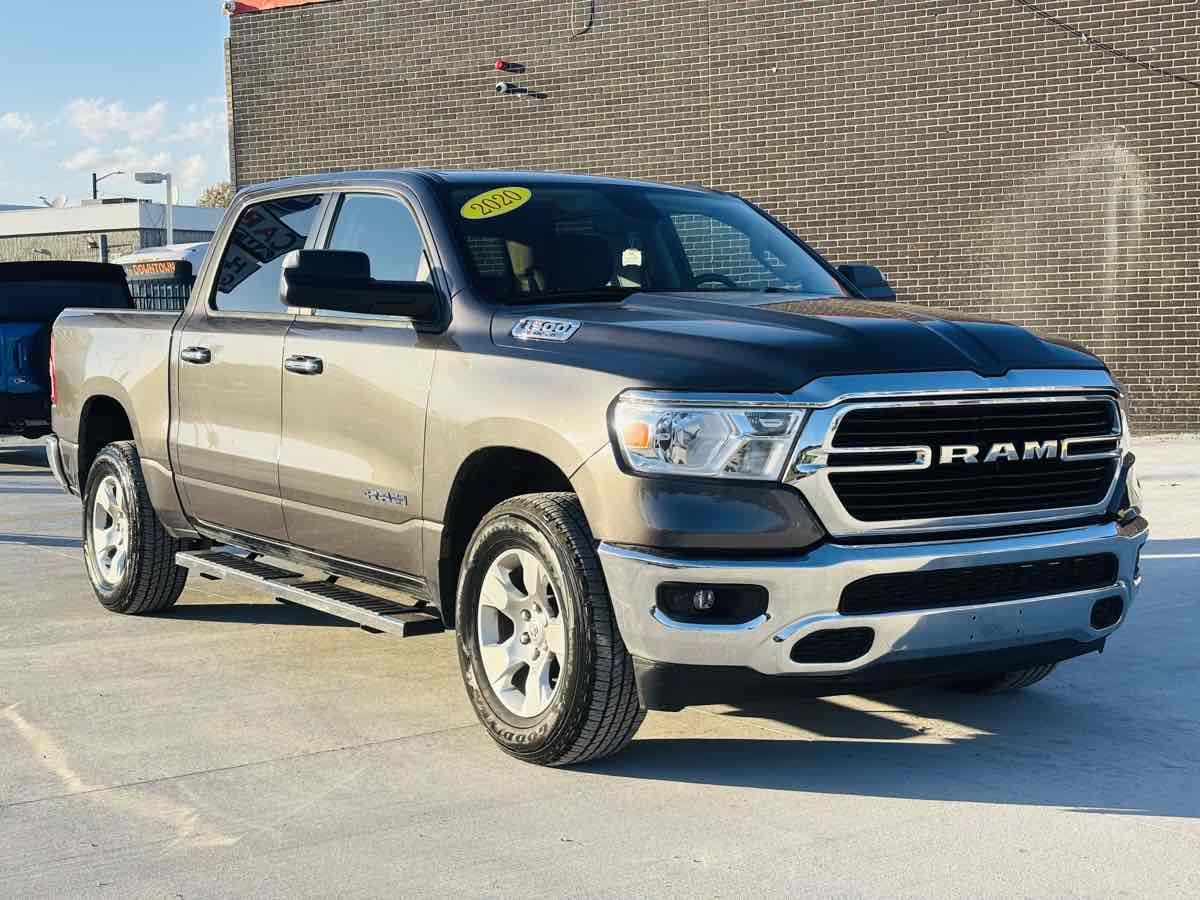 Photo 5 of this Ram 1500