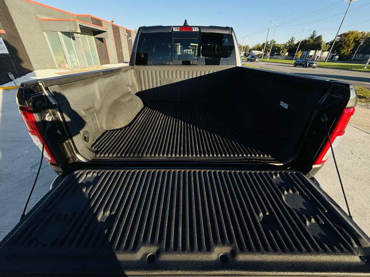 Photo 12 of this Ram 1500