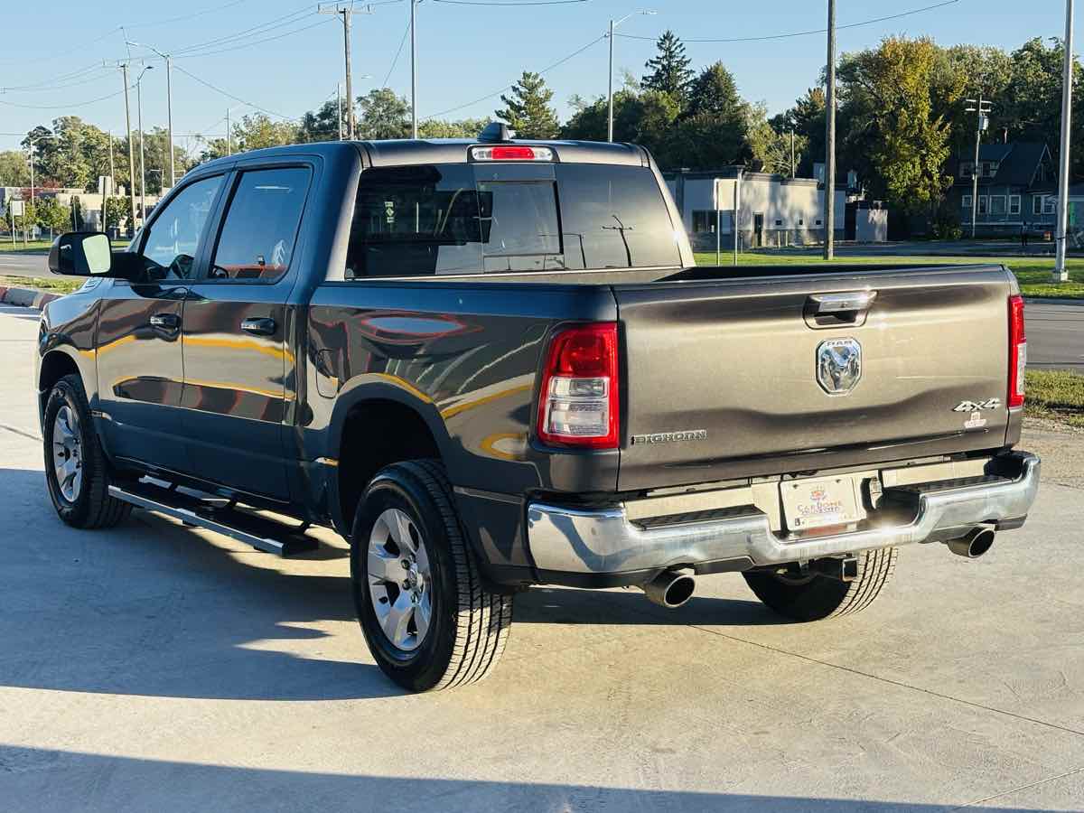 Photo 15 of this Ram 1500