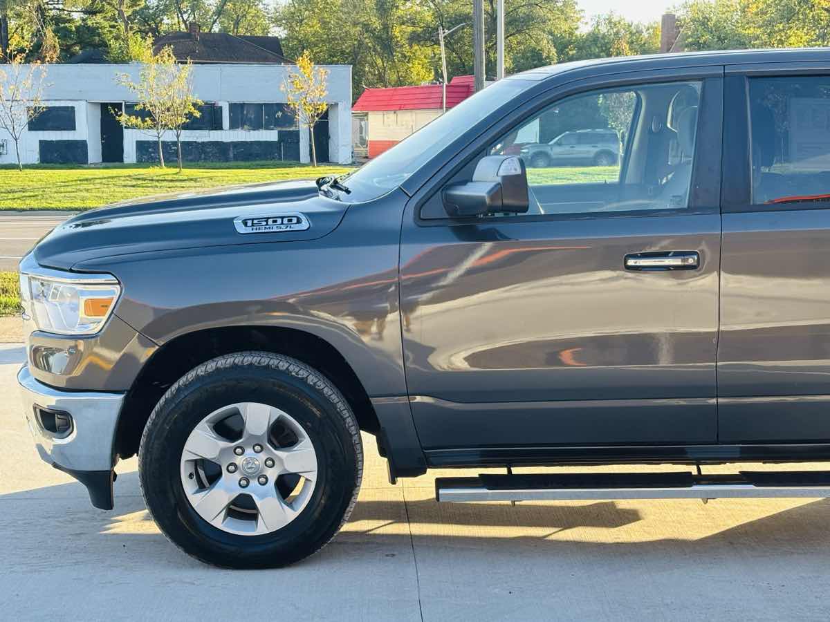 Photo 17 of this Ram 1500
