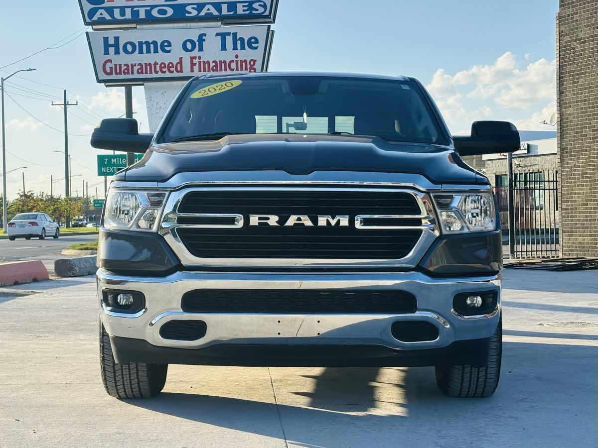 Photo 20 of this Ram 1500