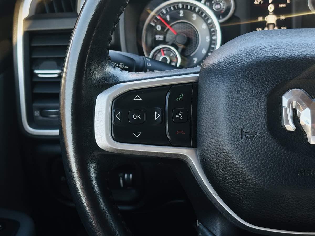Photo 51 of this Ram 1500