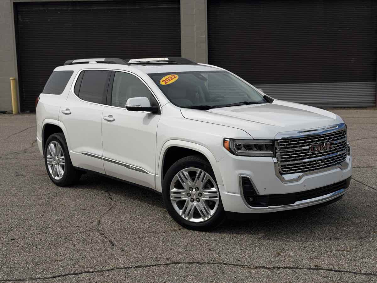 2022 GMC Acadia Denali