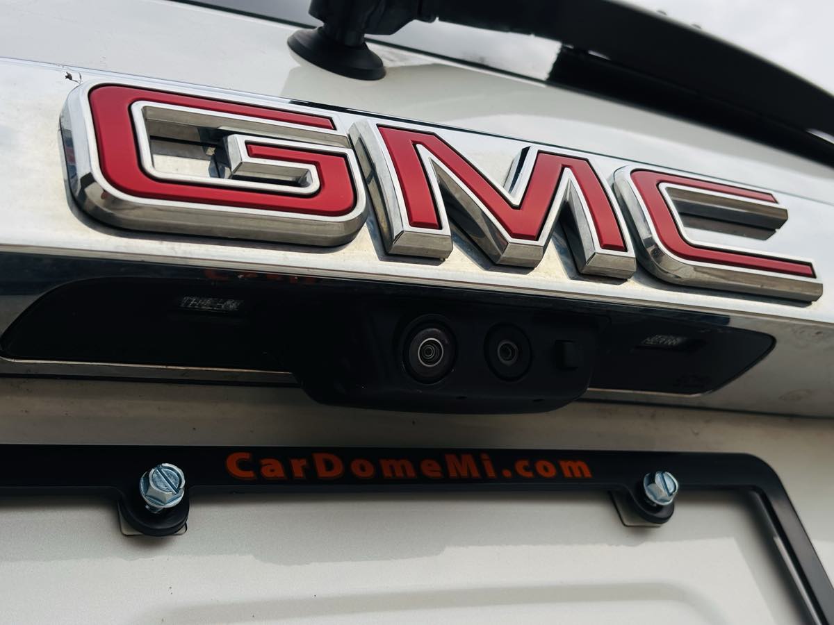 Photo 10 of this GMC Acadia