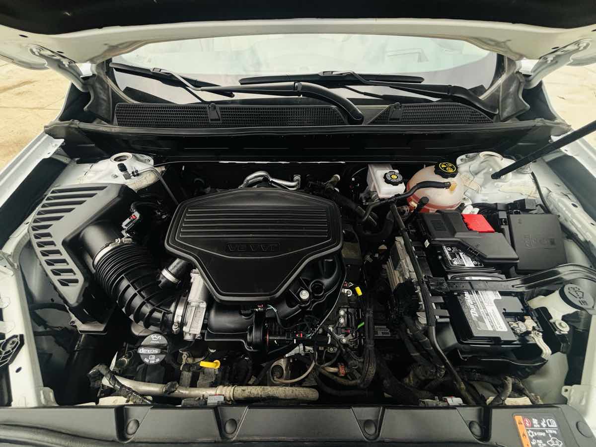 Photo 23 of this GMC Acadia