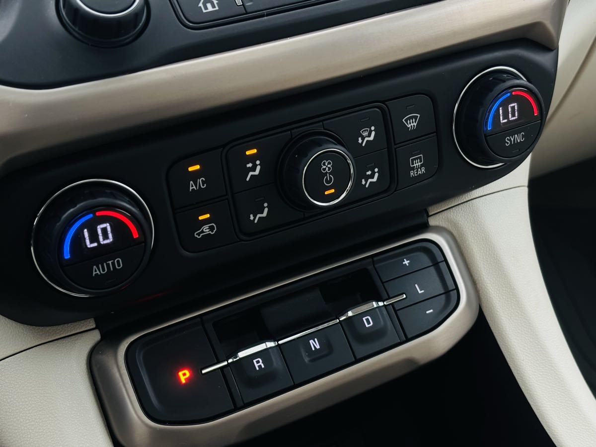 Photo 63 of this GMC Acadia