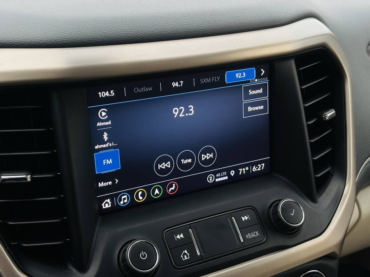Photo 67 of this GMC Acadia