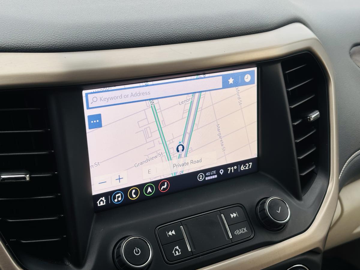 Photo 68 of this GMC Acadia