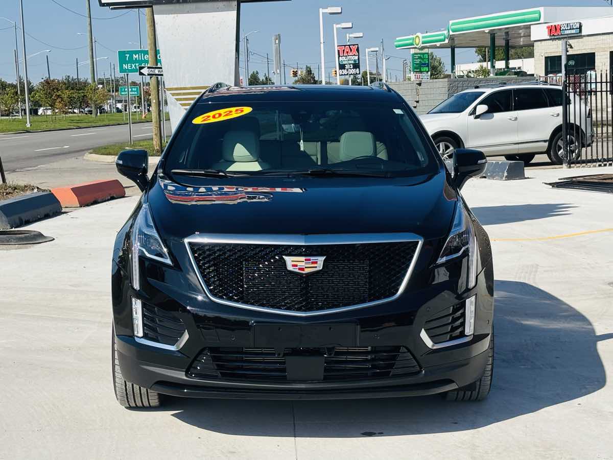 Photo 18 of this Cadillac XT5