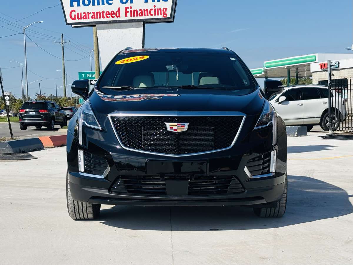 Photo 19 of this Cadillac XT5