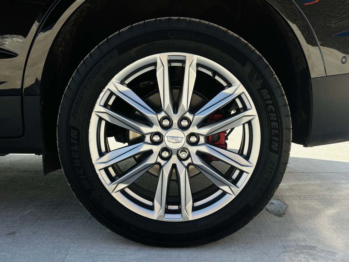 Photo 27 of this Cadillac XT5