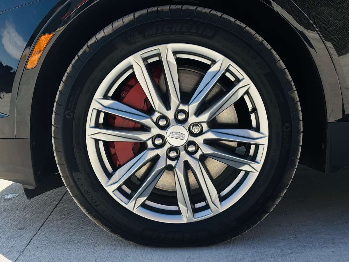 Photo 28 of this Cadillac XT5